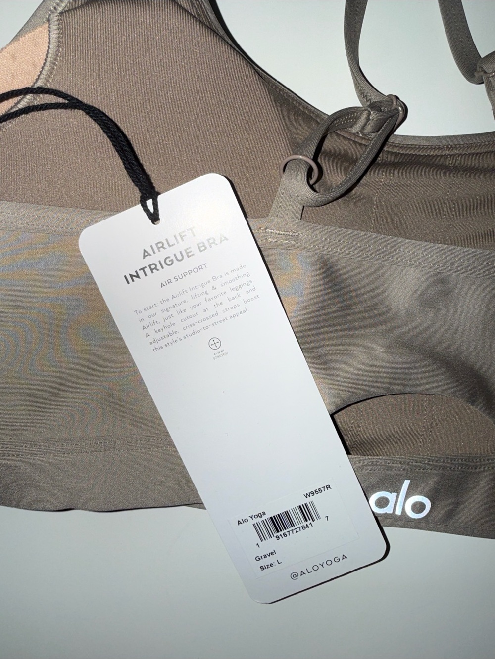 ALO Yoga Airlift Intrigue Bra in Gravel Scoop Bralette with Thin Straps - Picture 5 of 6
